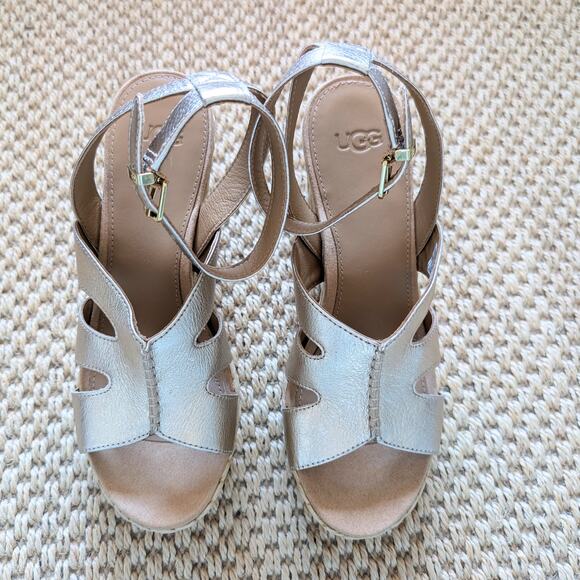 UGG Careena Platform Wedge Espadrille Open Toe Sandals Pale Gold 7.5 NWOB - Picture 3 of 8